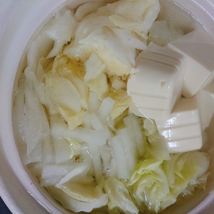 白菜と大根の湯豆腐